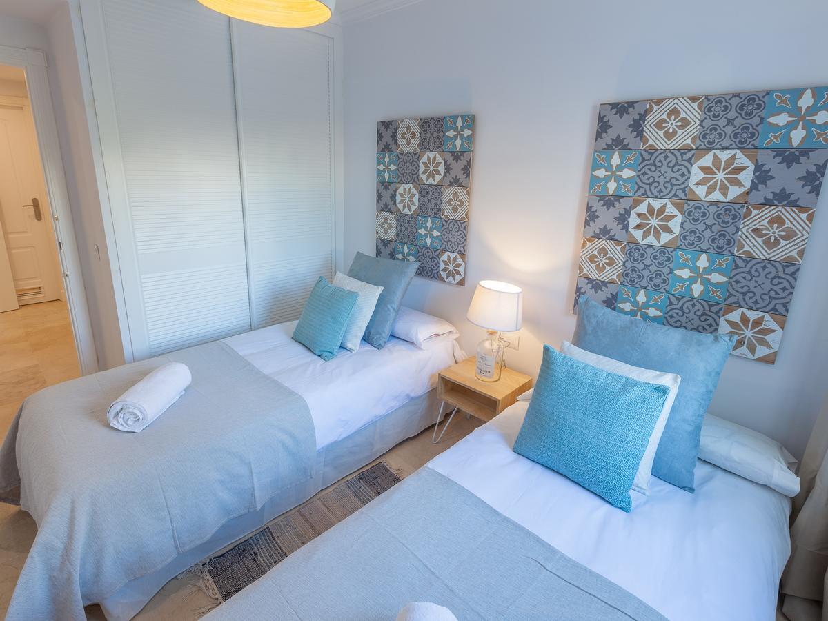 Contemporary Central Apartment Marbella Exterior foto